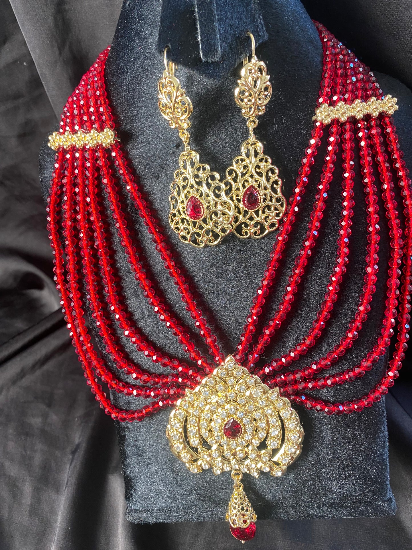 Red Jewelry Set