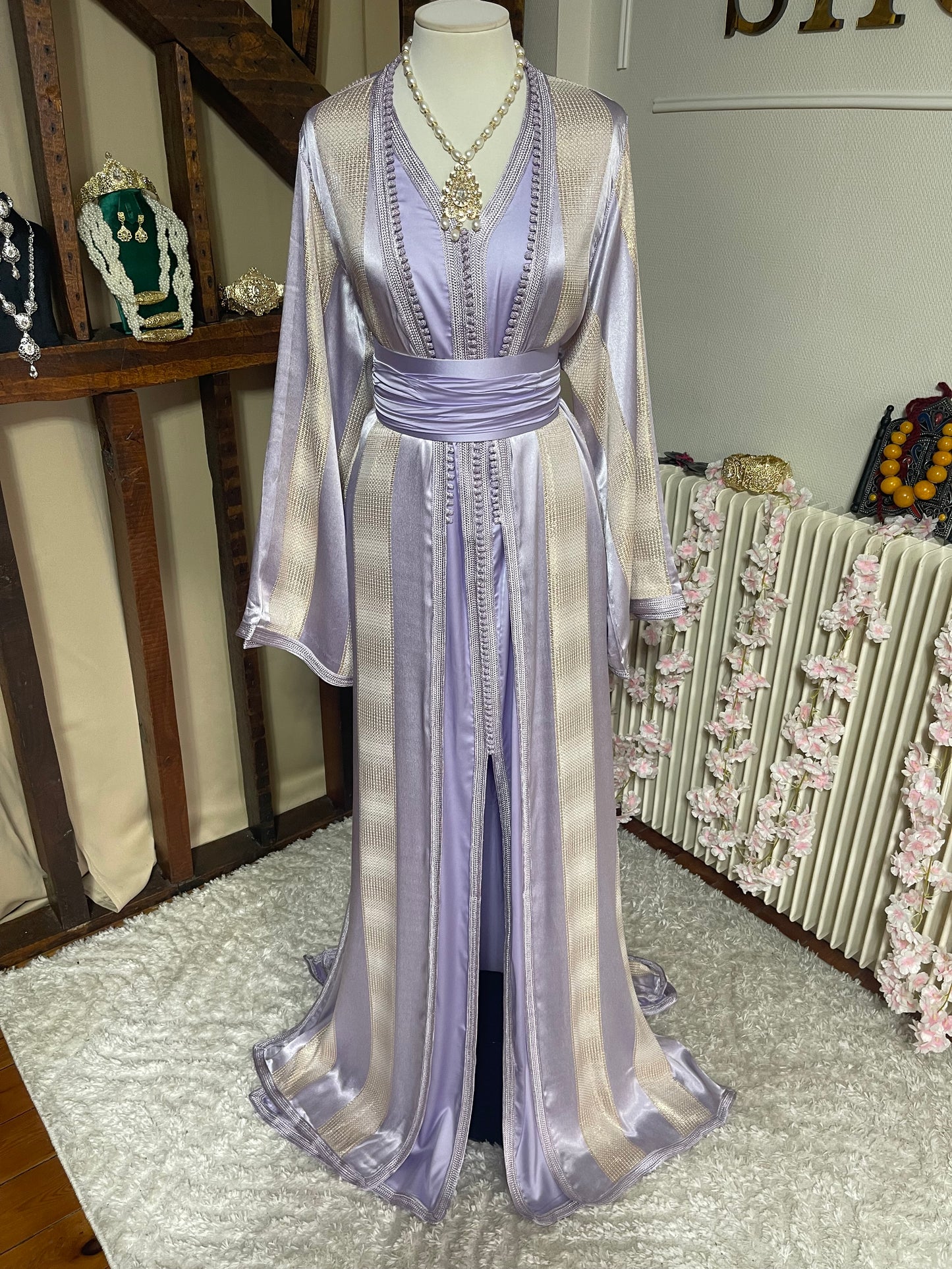 Takchita Johara Violet