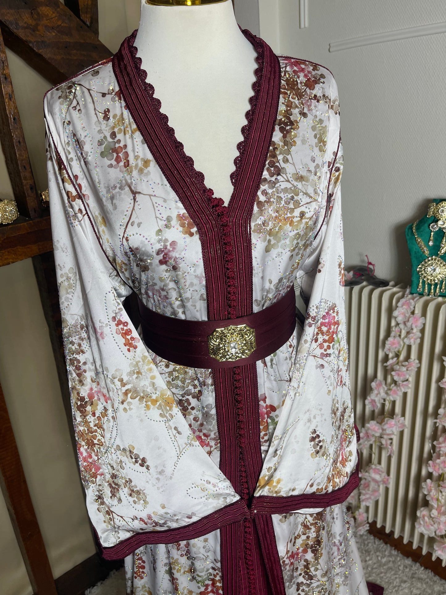 Takchita Soie Bordeaux