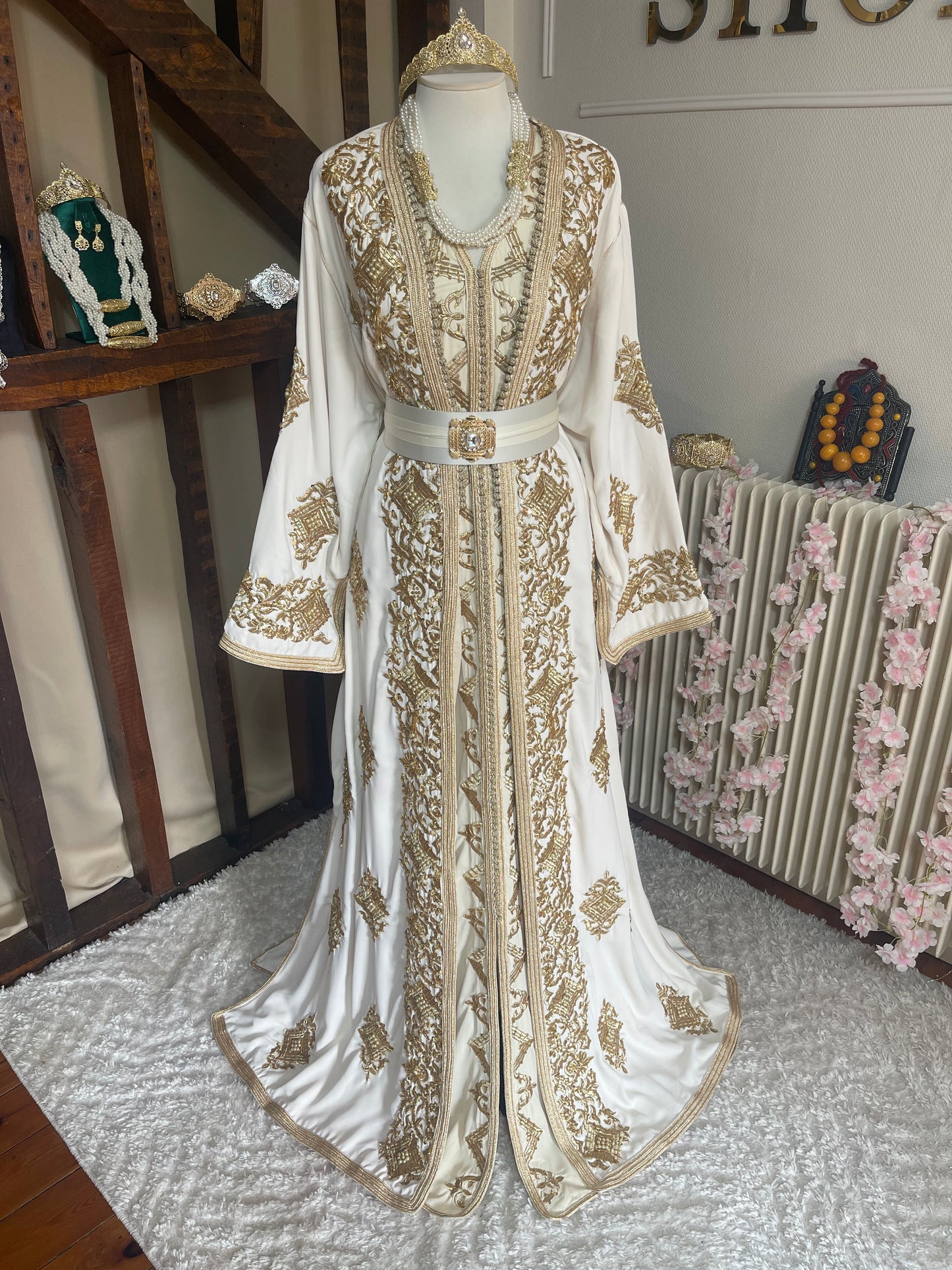 Takchita mariage blanche