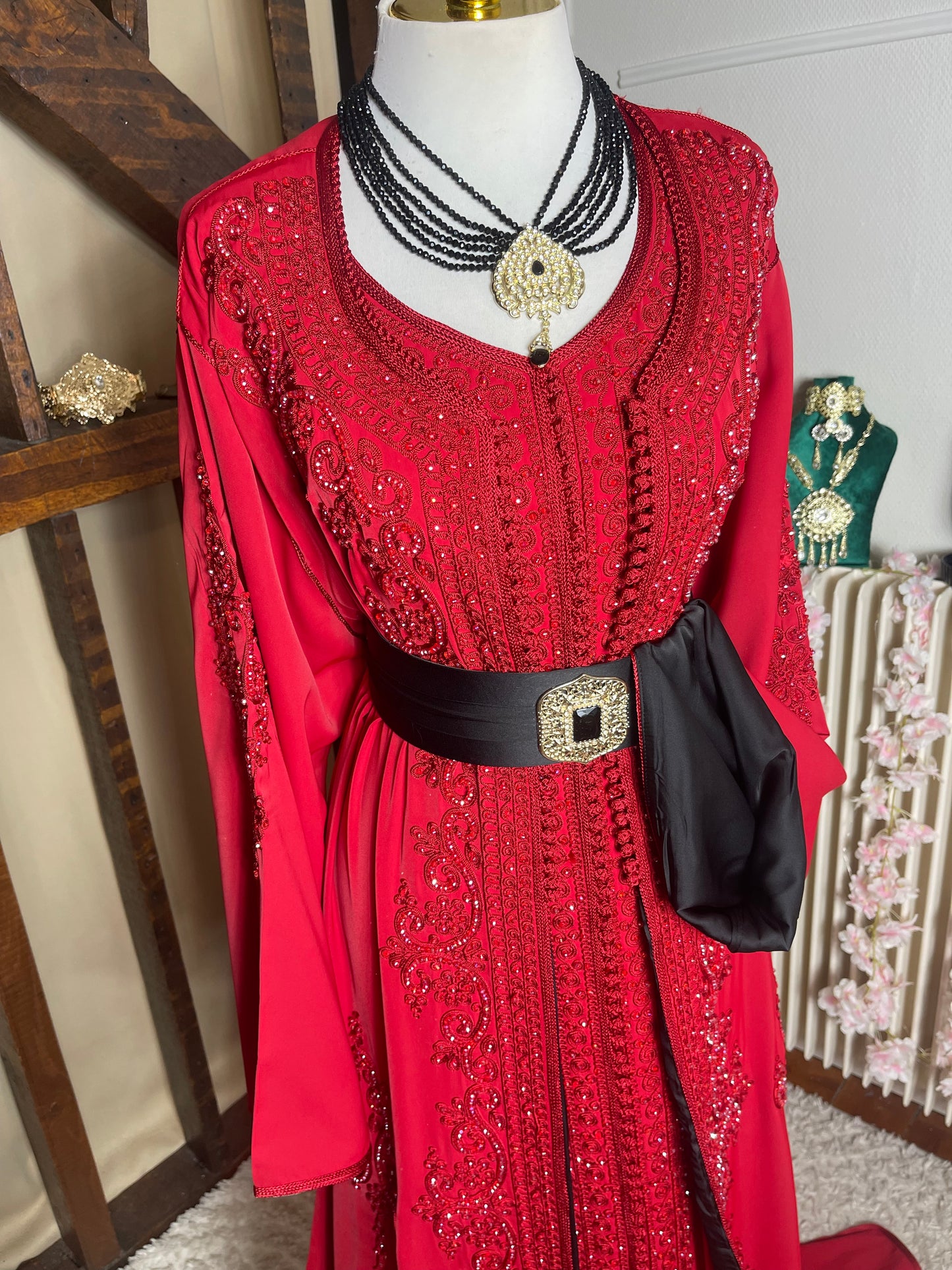 Takchita Perlée Rouge 🖤