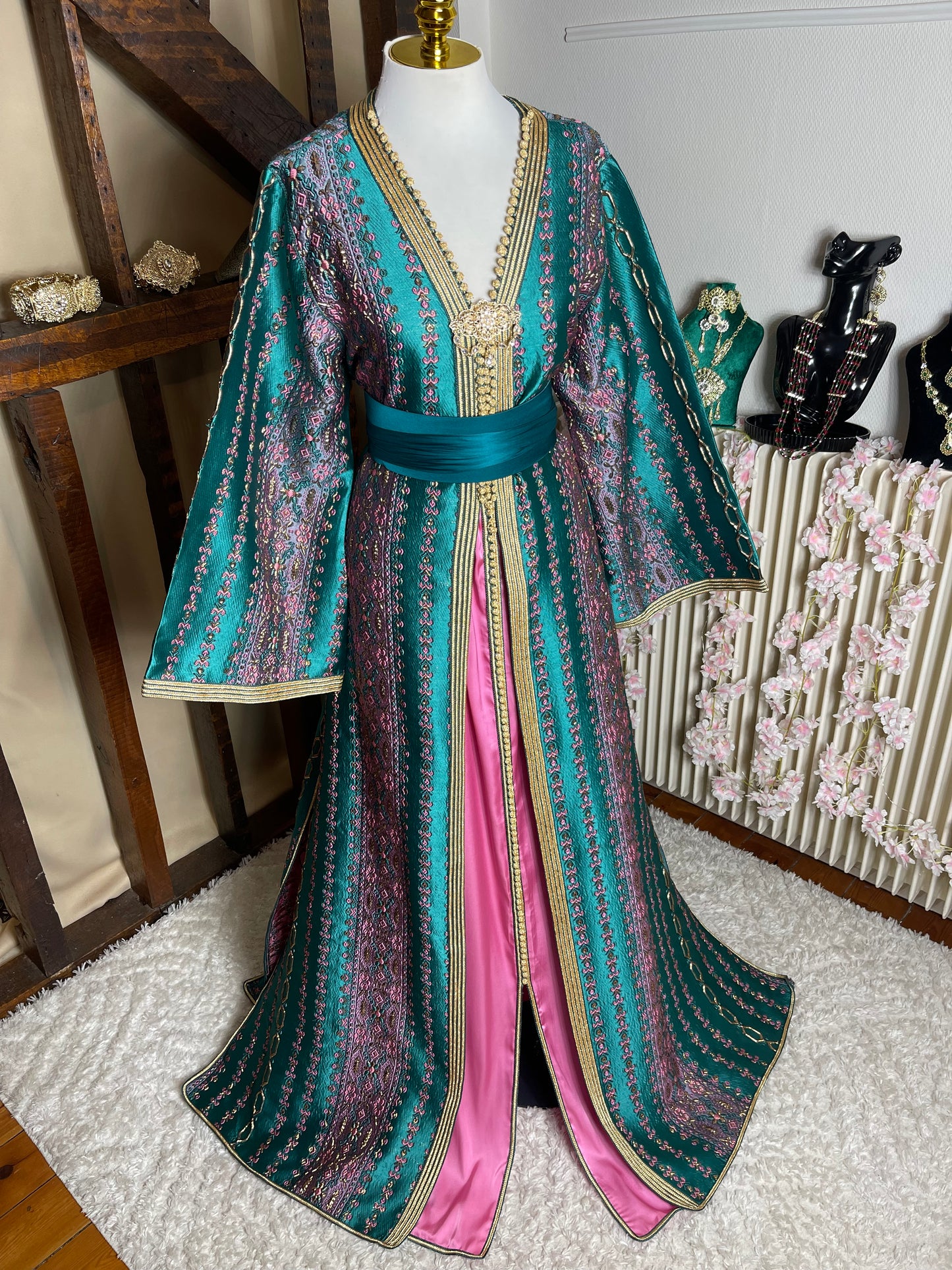 Takchita Brocart Hamawi 🩷🩵