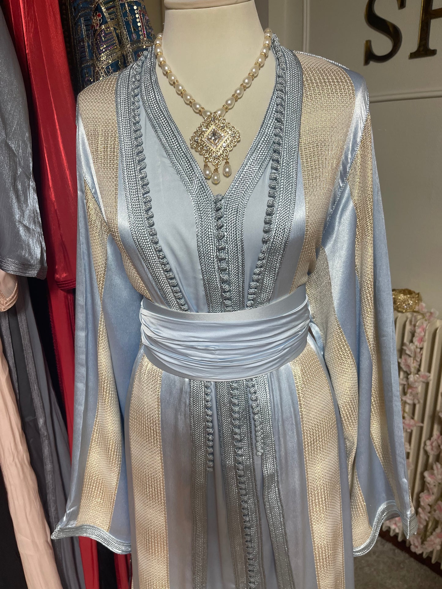 Takchita Johara Bleu