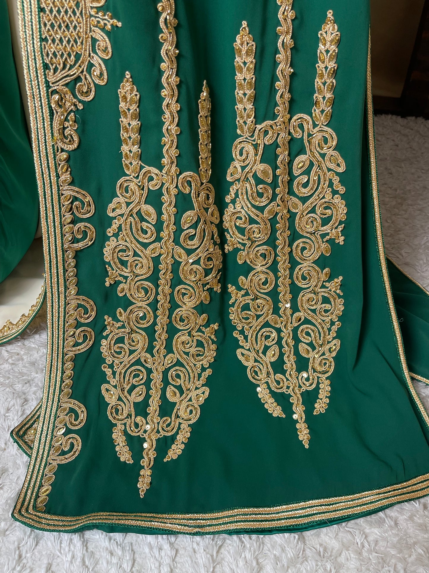 Royal Green Takchita