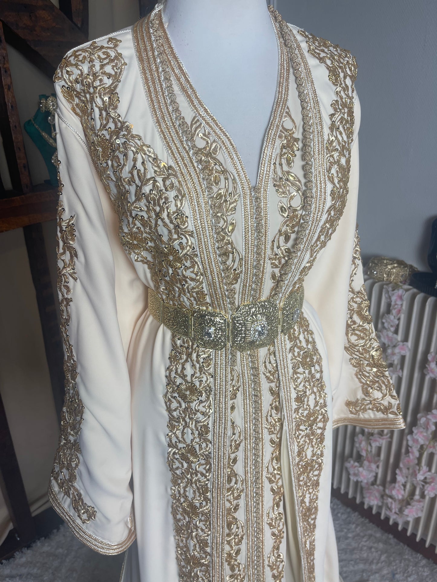 Royal Beige Takchita