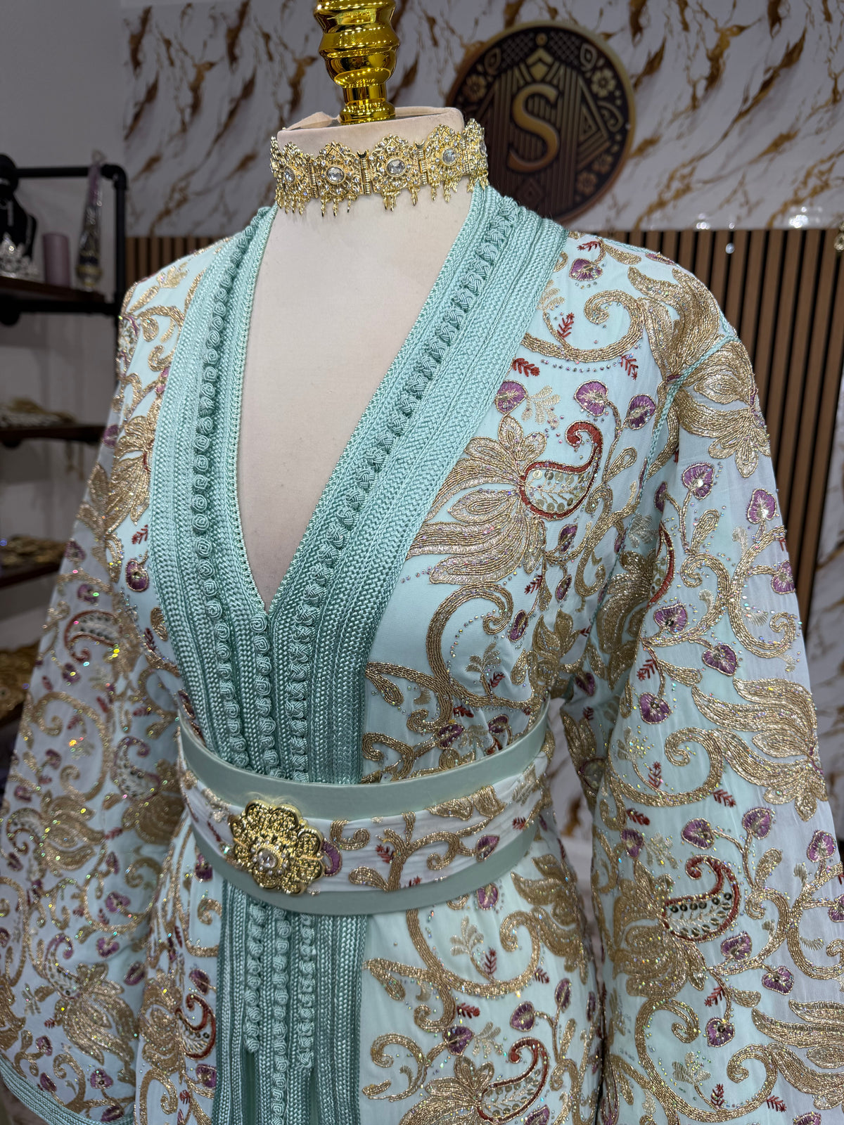 Sari turquoise