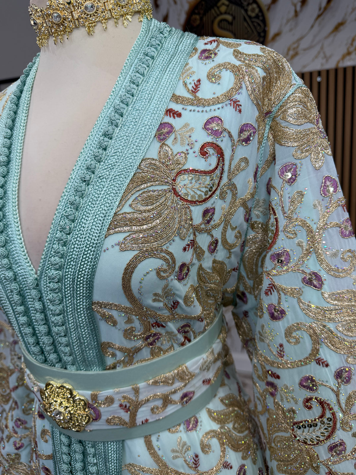 Sari turquoise