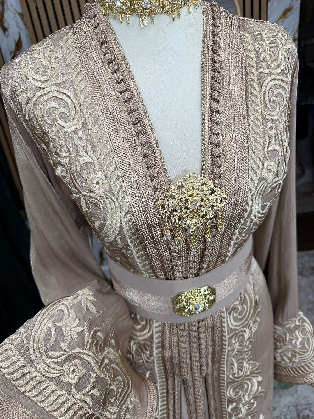 Organza brodée
