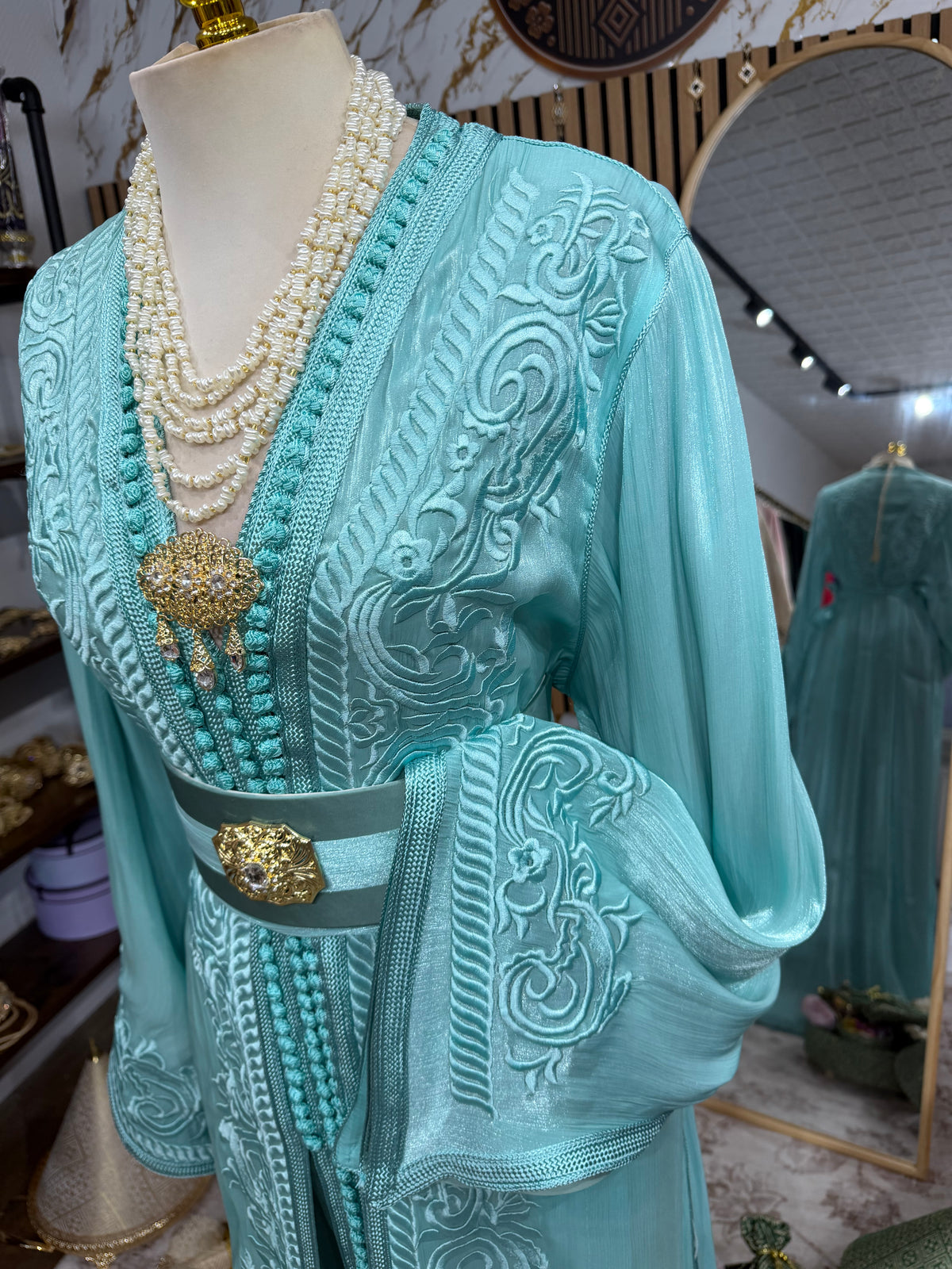 Organza brodée